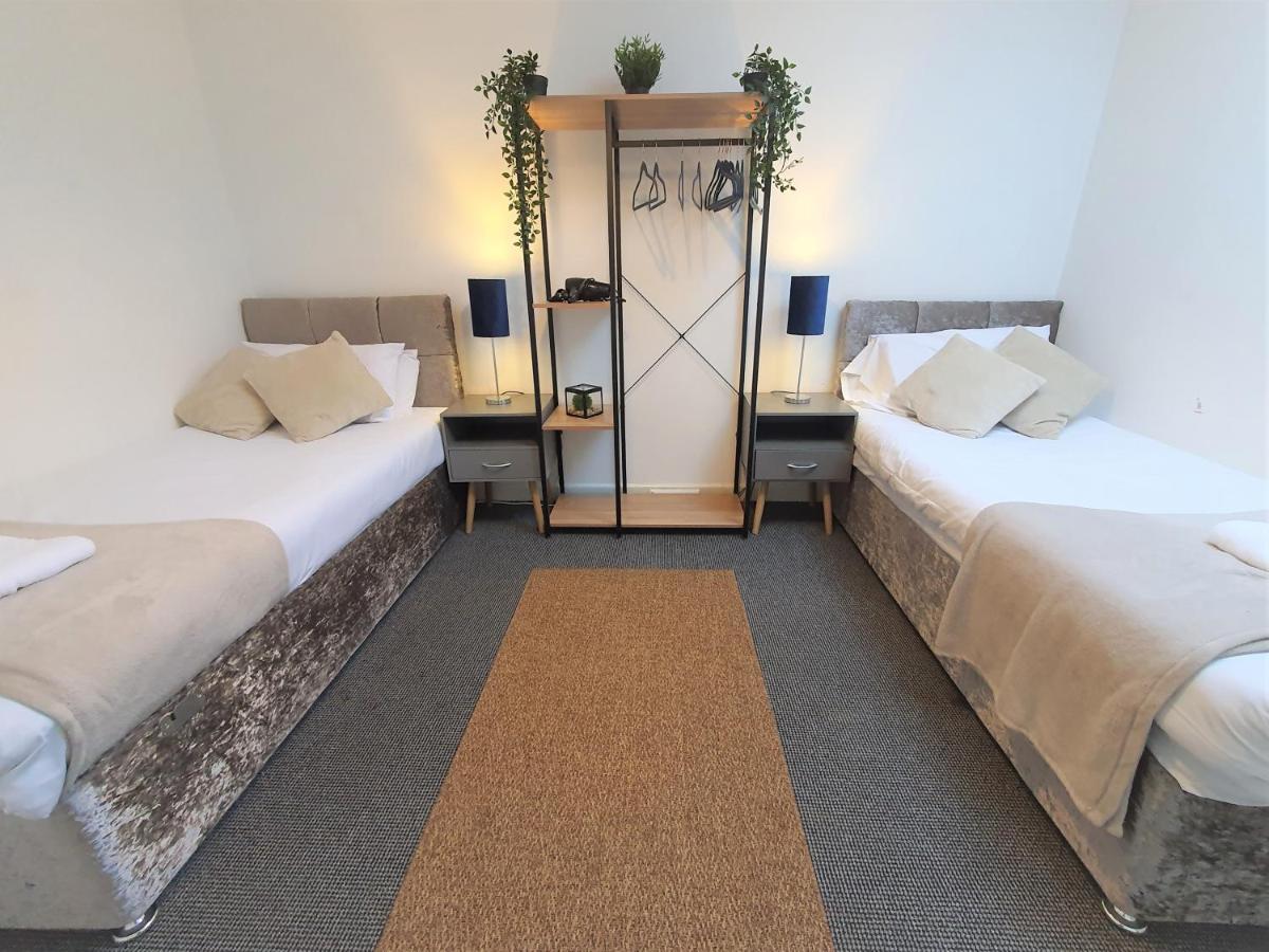Thesiger Court Apartments - Free Private Parking - By Property Promise Cardiff Exterior photo